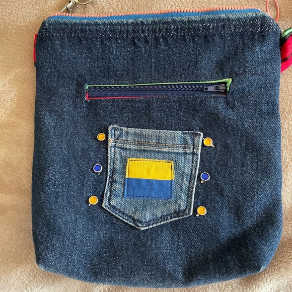 NOT AVAILABLE - Picture 3 of 9